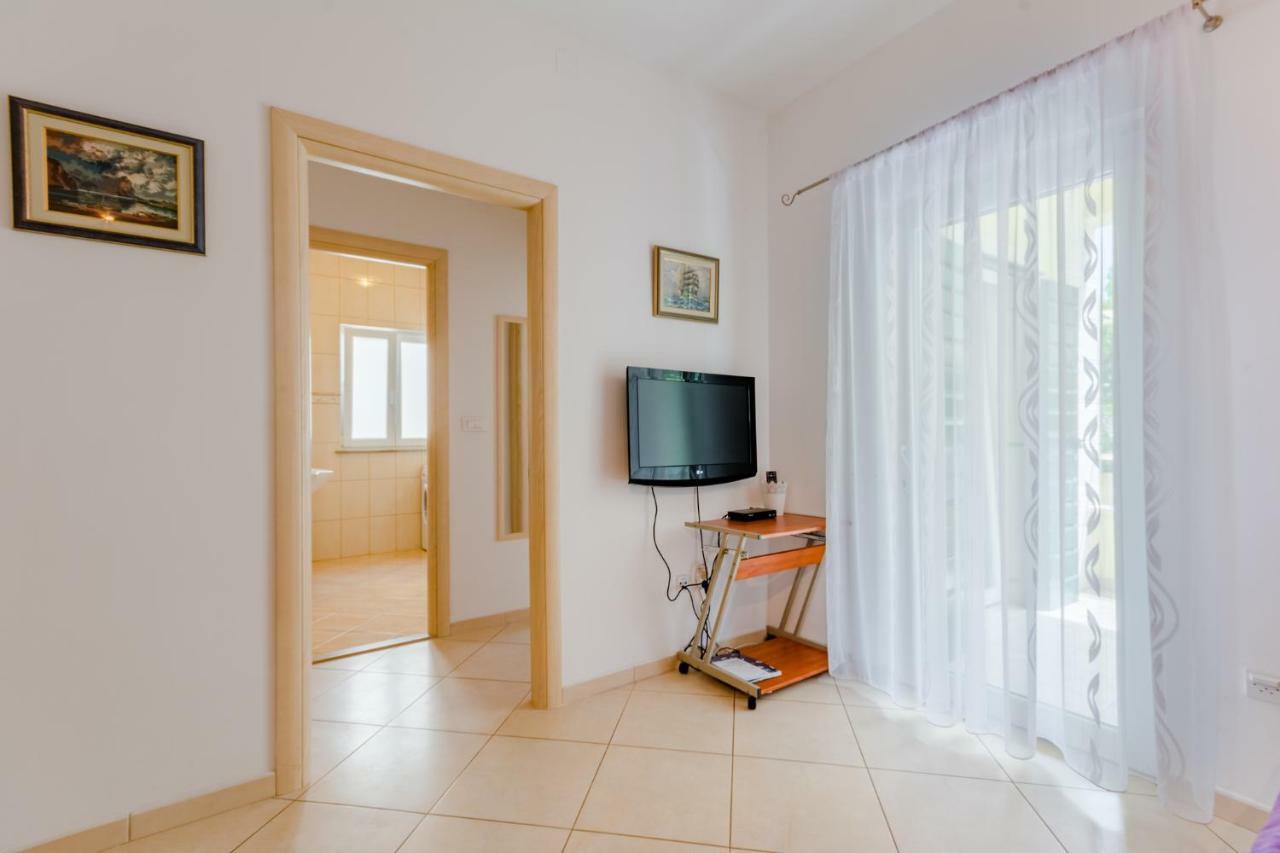 Holiday House Barbara Supetar Ngoại thất bức ảnh